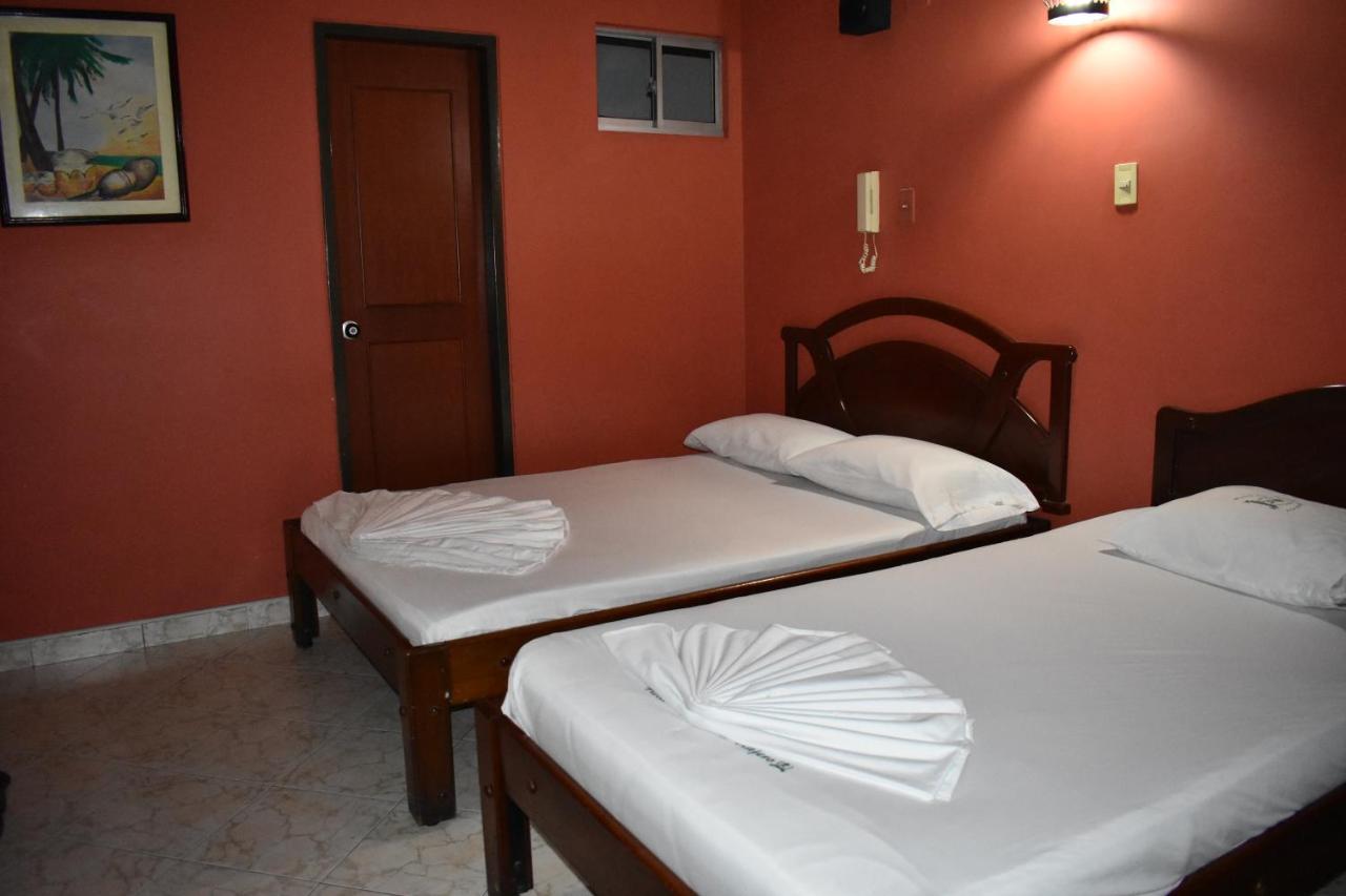La Del Viajero Hotel *